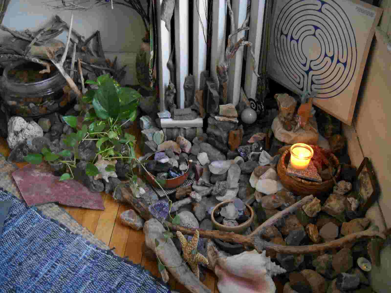 Tree Of Life and Labyrinth Shrine in northeast corner of Companions Circle's Sanctuary